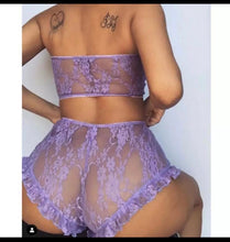 Load image into Gallery viewer, Lace me down set
